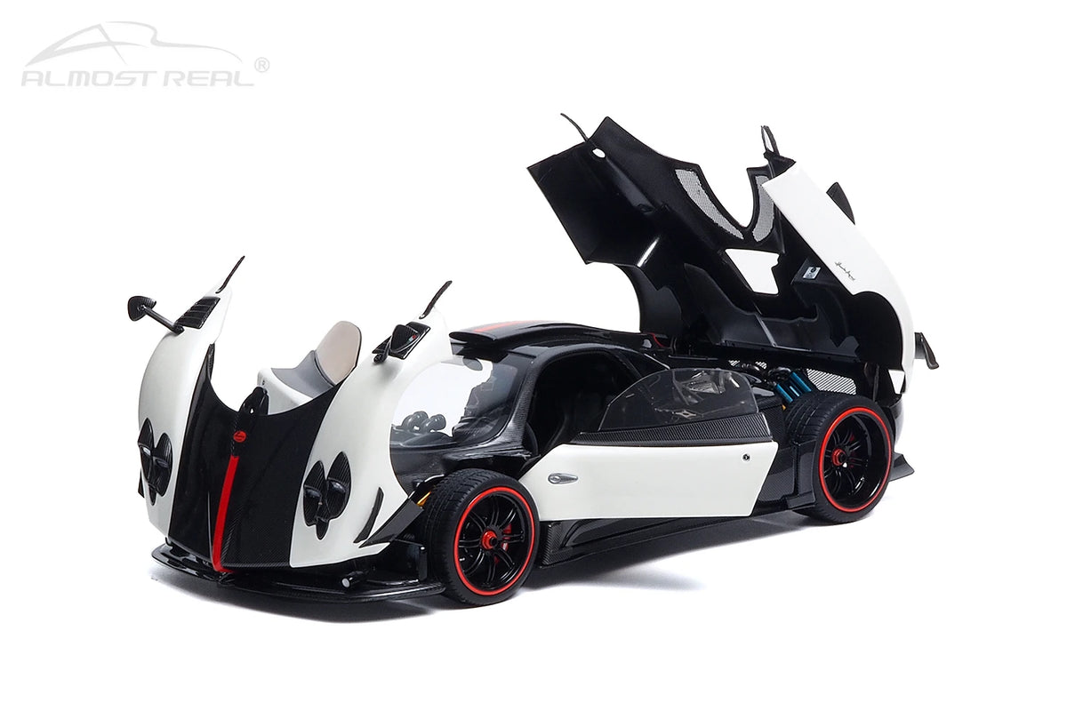 1:18  Pagani Zonda Cinque Coupe  2009