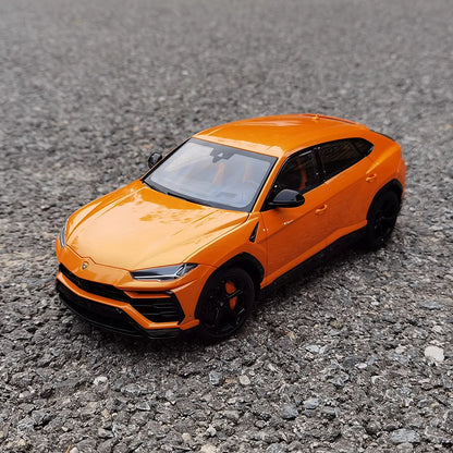 1:18 Lamborghini Urus