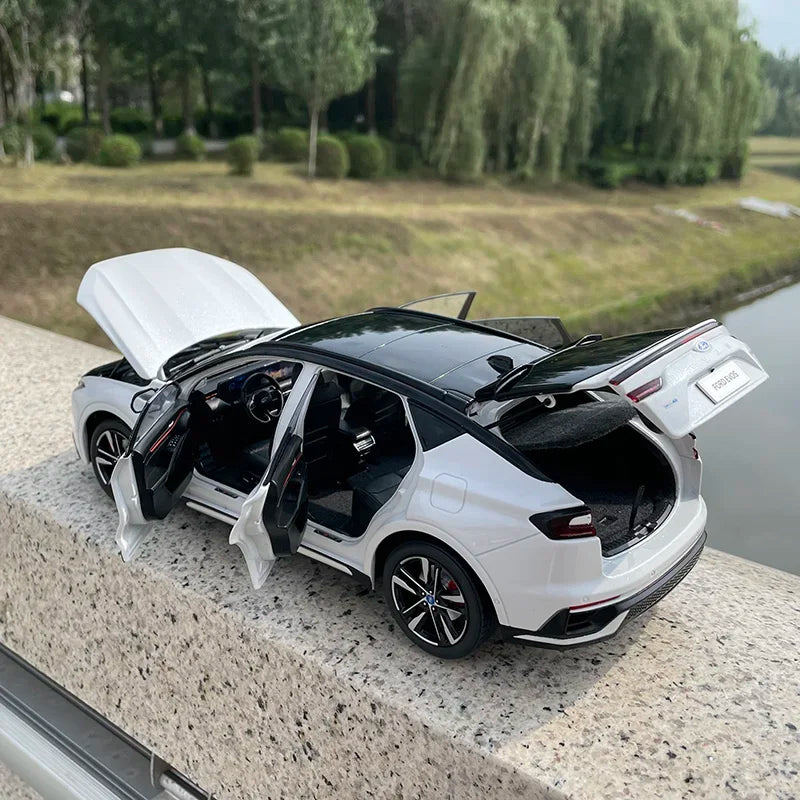 1:18 Ford EVOS 2022
