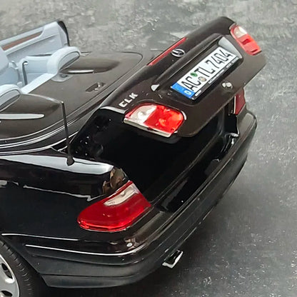 1:18 Mercedes-Benz CLK Class Cabriolet  A208 2000