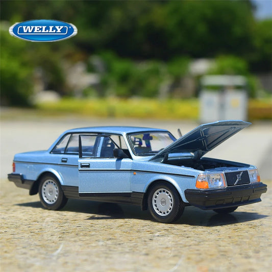 1:24 VOLVO 240 GL
