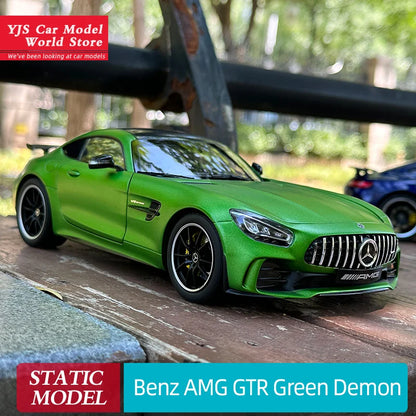 1:18 Mercedes AMG GTR