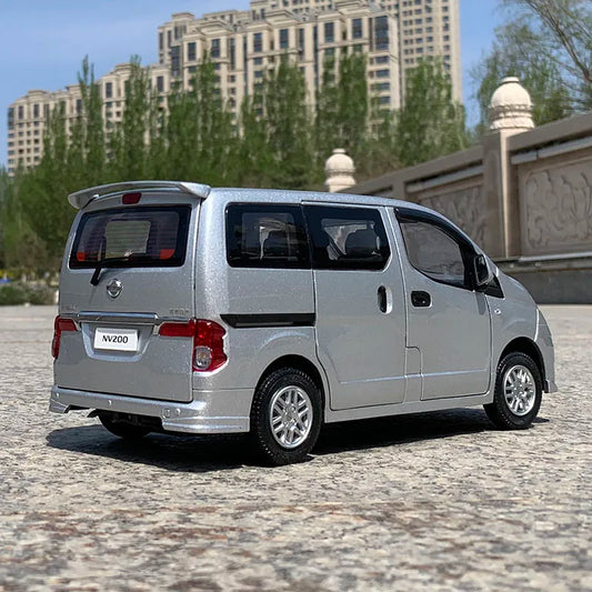 1:18  Zhengzhou Nissan NV200
