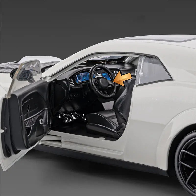 1:18 Dodge Challenger SRT Hellcat
