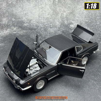1:18 Aston Martin V8