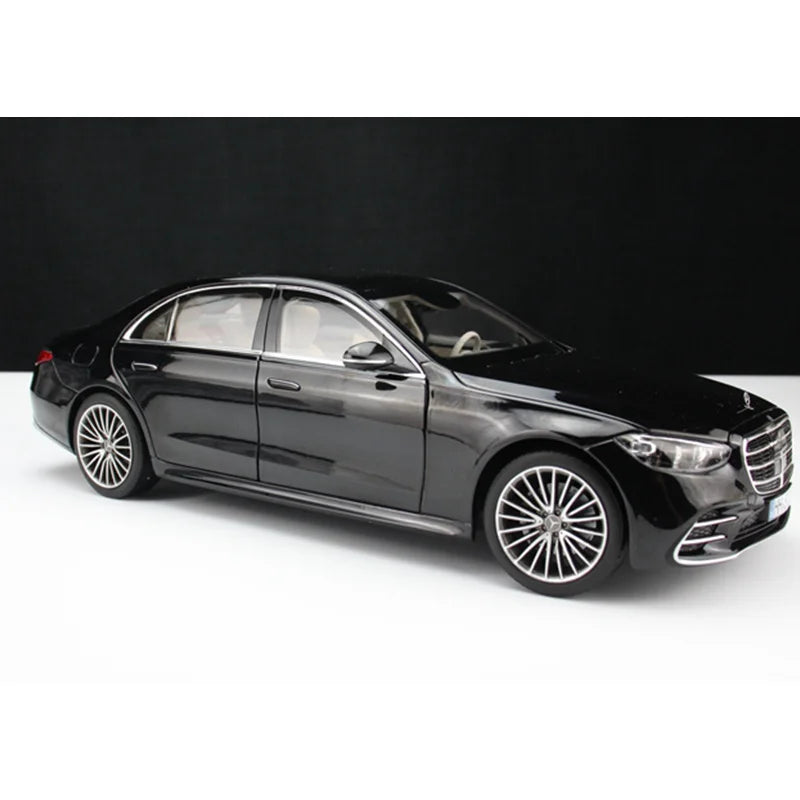 1:18 Mercedes-Benz S-Class W223