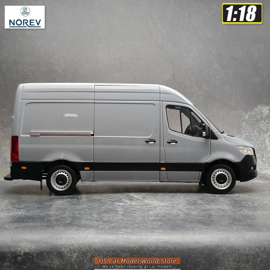1:18 Mercedes-Benz Sprinter 2018