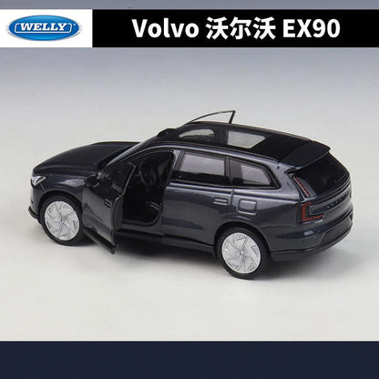 1:36 Volvo EX90 E