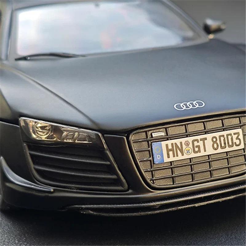 1:18 Audi R8 GT