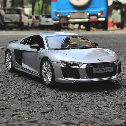 1:18 Audi R8 V10 Plus