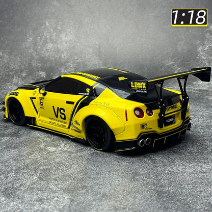 1:18 NISSAN GT-R (R35) LB TYPE 2