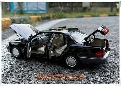 1:18 Lexus LS400