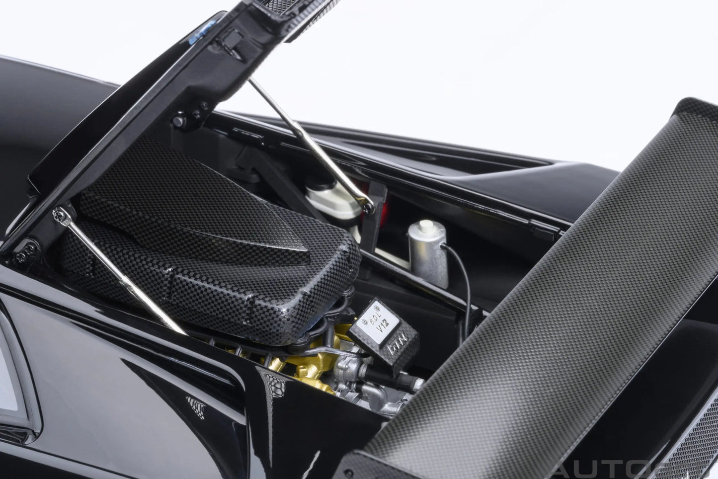 1:18 LAMBORGHINI DIABLO GTR