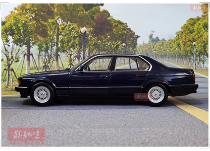 1:18 BMW 7 Series E32 730i 1986
