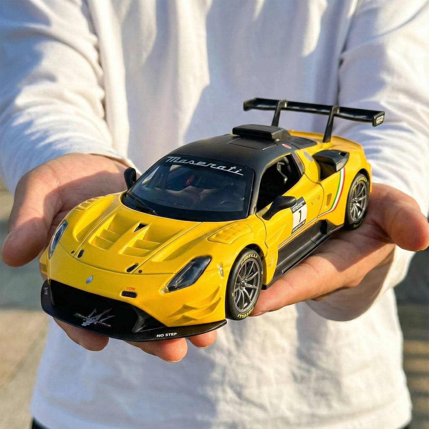 1:24 Maserati MC20-GT2