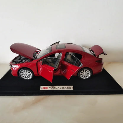 1:18 MAZDA 3 AXELA