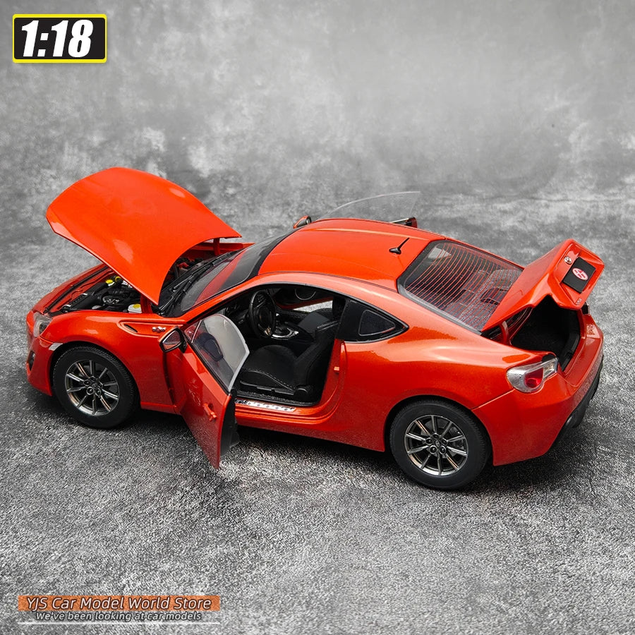 1:18 Toyota GT86