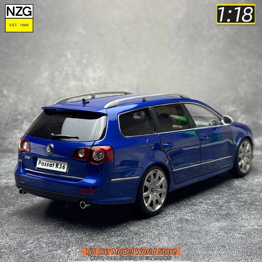 1:18 Volkswagen Passat Estate R36