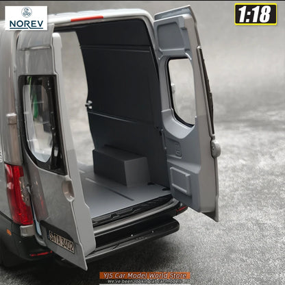 1:18 Mercedes-Benz Sprinter 2018
