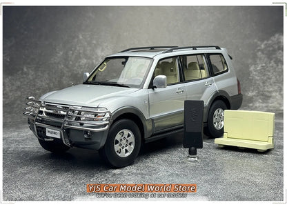 1:18 Mitsubishi Pajero V73