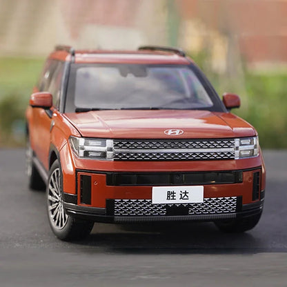 1:18 Hyundai Santafe