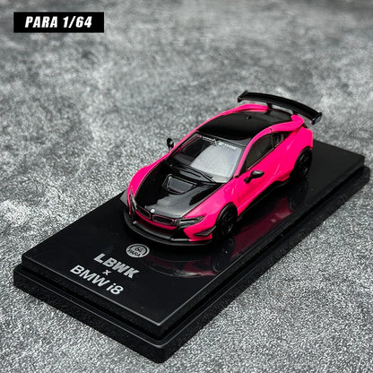 1:64 BMW i8