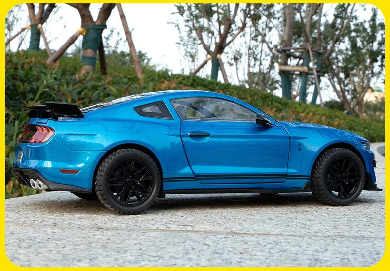 1:18 Mustang Shelby GT500