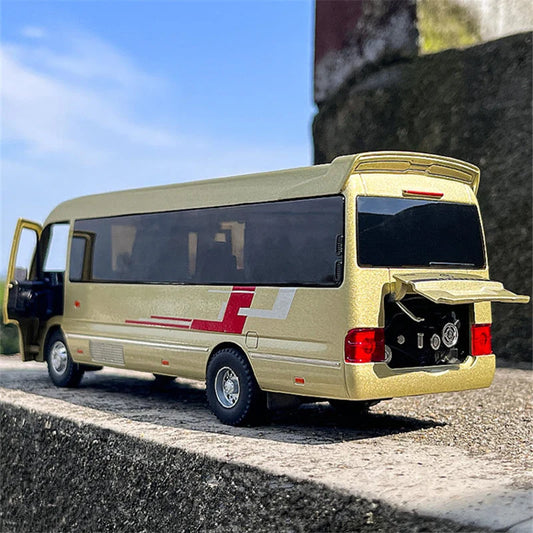 1:32 Coaster Bus