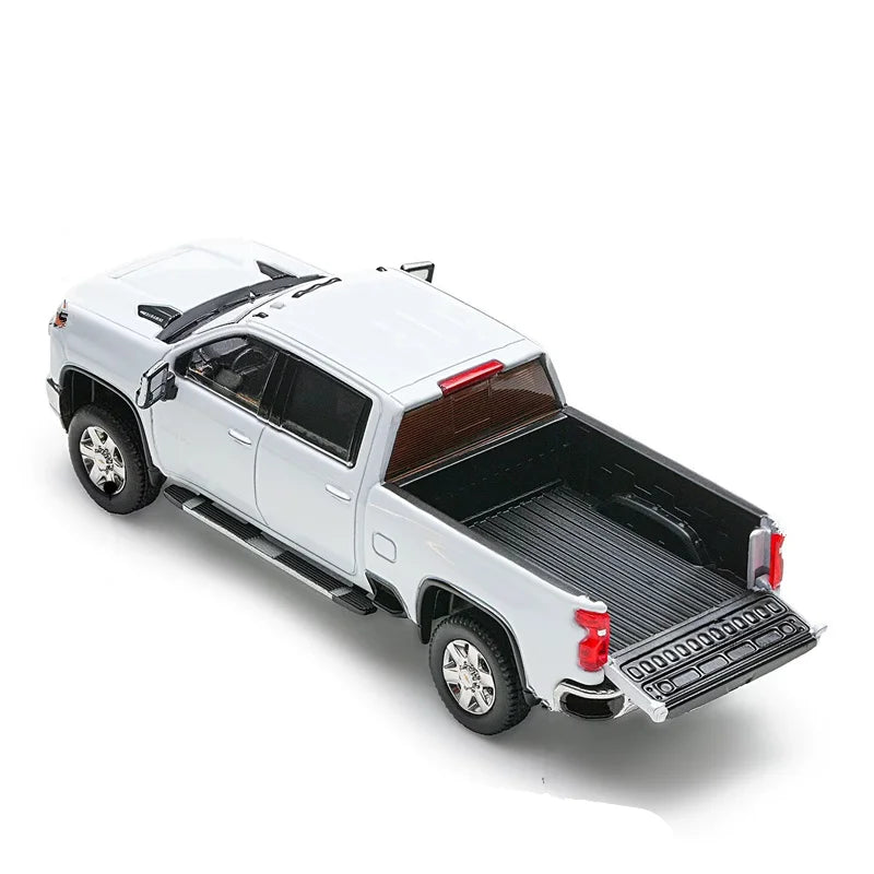 1:64 Chevrolet Silverado HD 2020