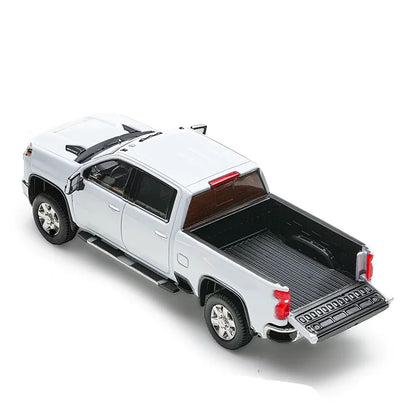 1:64 Chevrolet Silverado HD 2020