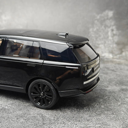 1:18 Range Rover LWB - Premium Die-cast SUV 2022