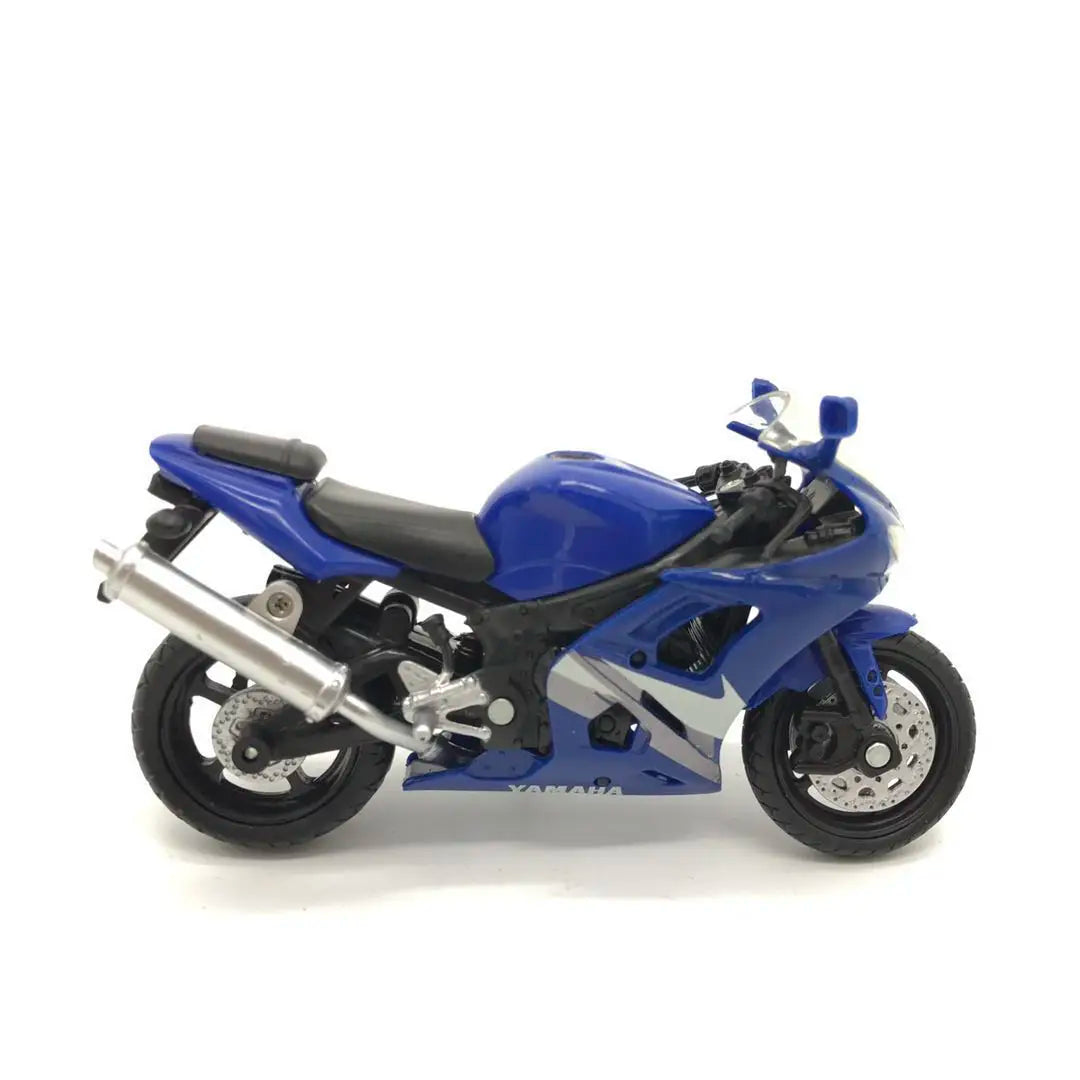 1:18 Yamaha R1