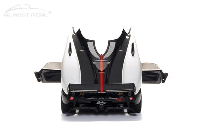 1:18  Pagani Zonda Cinque Coupe  2009