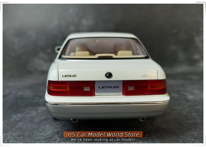 1:18 Lexus LS400