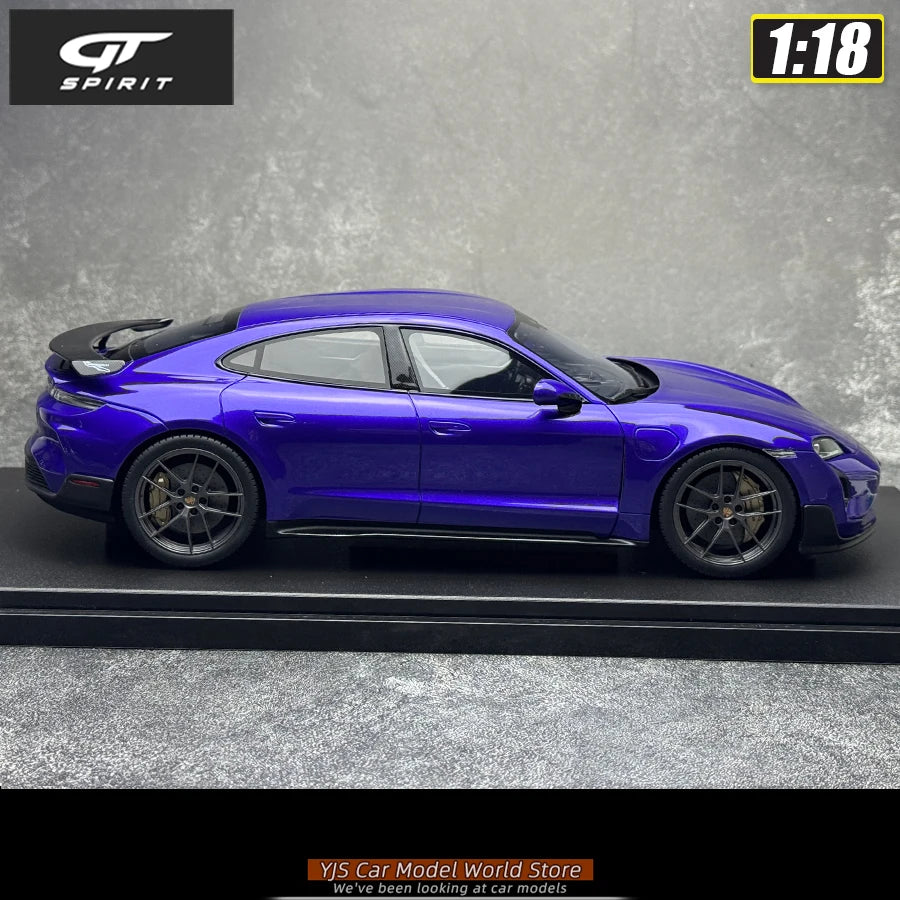 1:18 Porsche TAYCAN TURBO GT