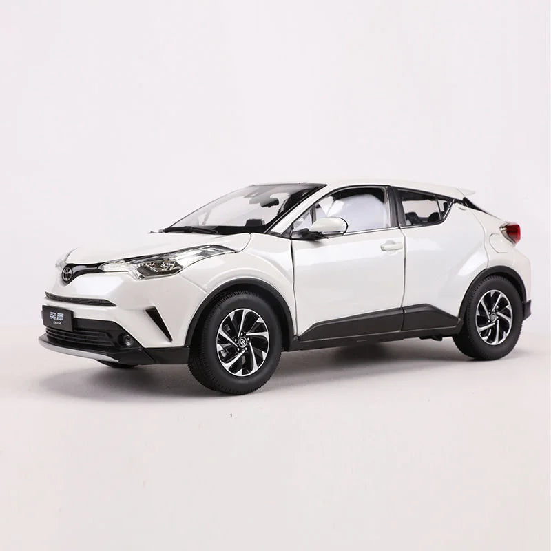1:18 TOYOTA IZOA