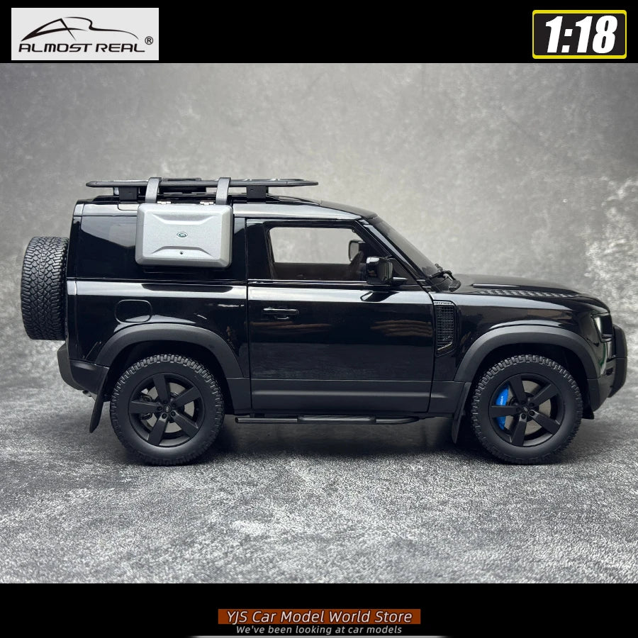 1:18 New 2020 Land Rover Defender 90