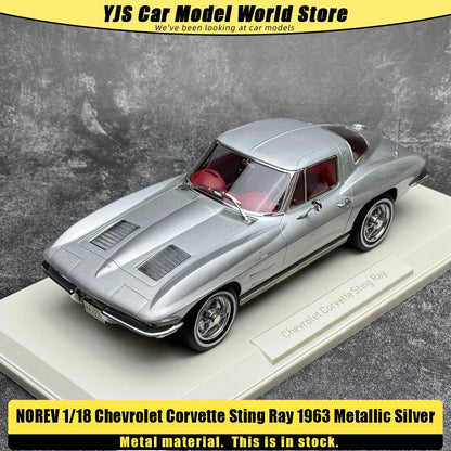 1:18 Chevrolet Corvette Sting Ray 1963