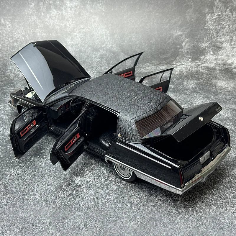 1:18 Cadillac fleetwood