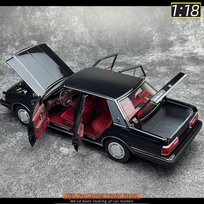 1:18 Toyota Crown MS122