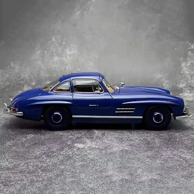 1:18 Mercedes-Benz 300SL Gullwing W198 1954