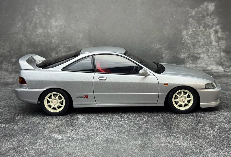 1:18 Honda Integra Type R (DC2)