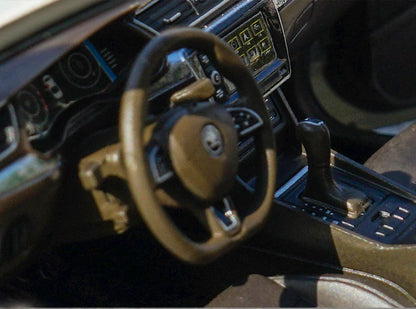 1:18 SKODA SUPERB