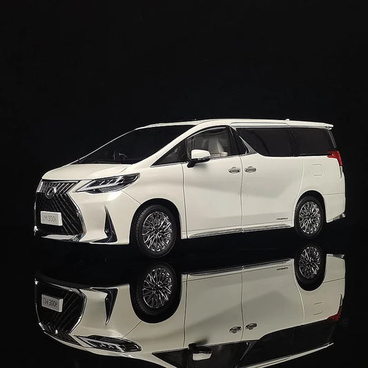 1:18 Lexus LM300 MPV