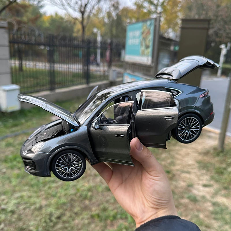 1:18 Porsche Cayenne Turbo 2019