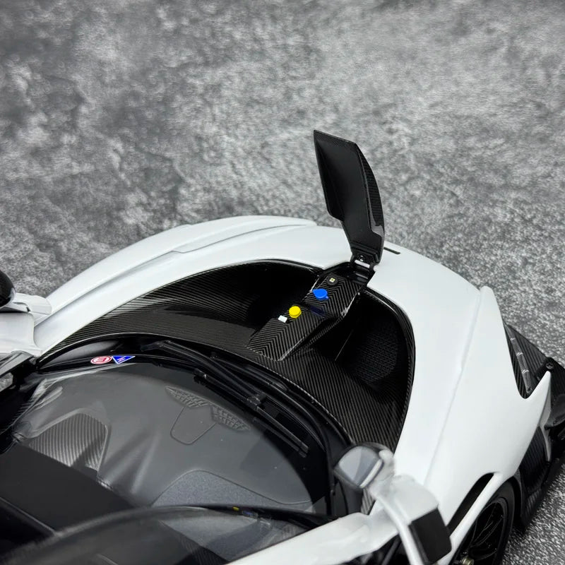 1:18 McLaren Senna GTR
