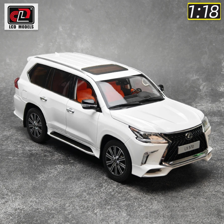 1:18 Lexus LX570