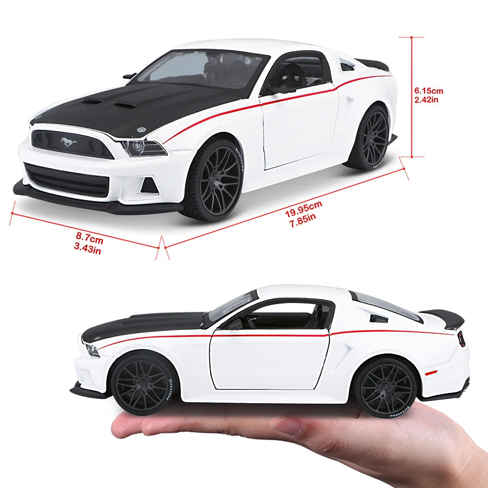 1:24 2014 Ford Mustang Street Racer