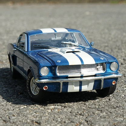 1:18 Ford Cobra Shelby 1966 GT 350