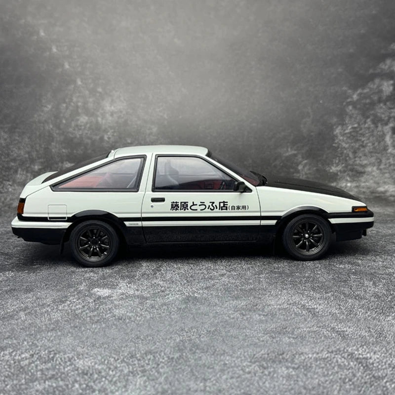 1:18 Toyota AE86 Trueno Initial D